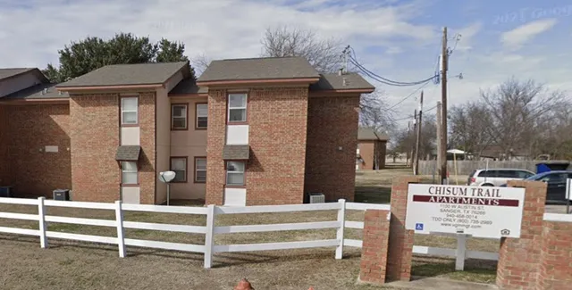 $747 | 1100 West Austin Street, Sanger, TX 76266