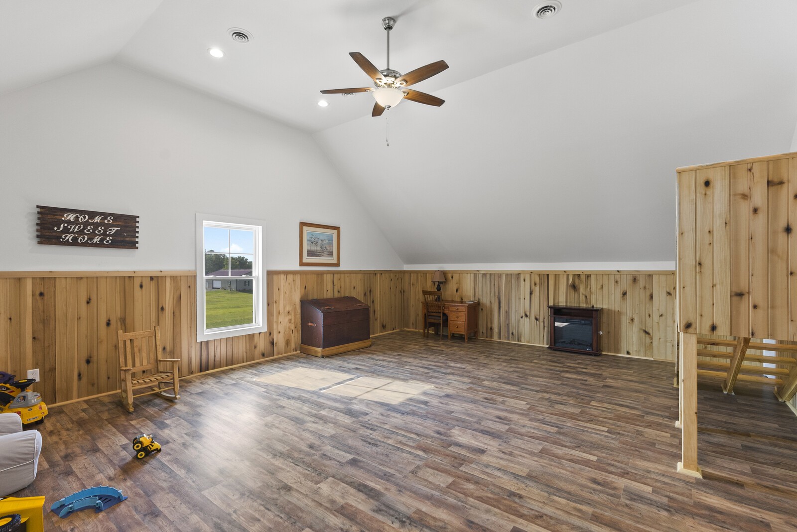 6014 Brown Road Springfield, TN 37172 - Photo 15 of 15 a view of a livingroom with a kitchen and a stove