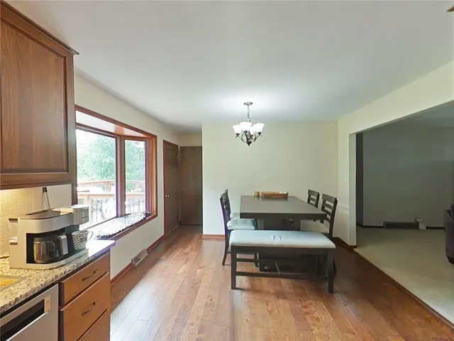 $369,900 | 3814 Meadow Oak Lane, St. Joseph, MO 64503