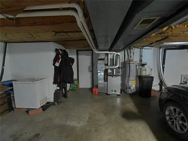 $369,900 | 3814 Meadow Oak Lane, St. Joseph, MO 64503