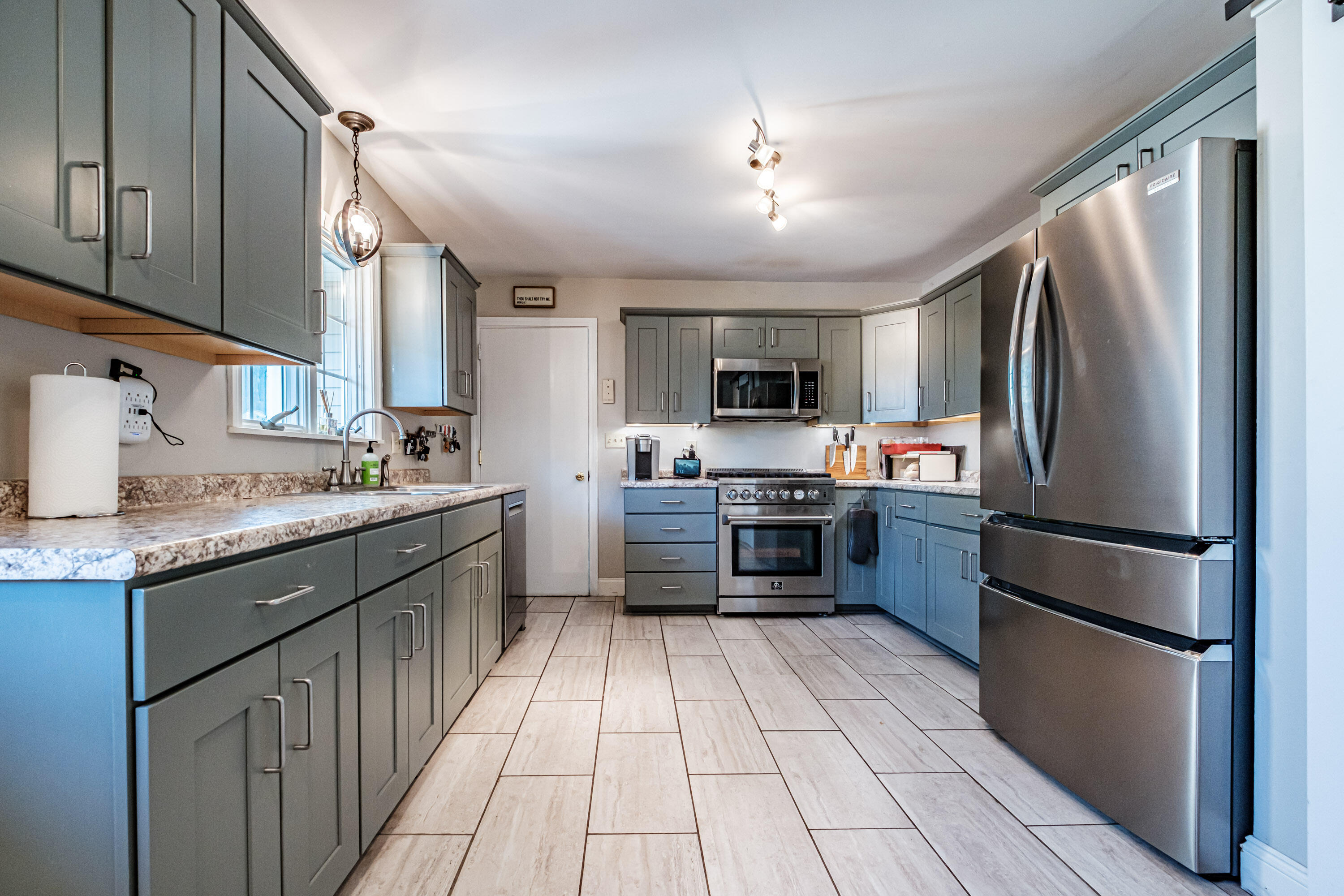 14 Maple Street Cumberland, ME 04021 - Photo 24 of 44 20251001gp-60048