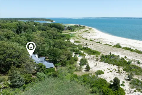 $4,000,000 | 1480 Old Wood Path, Southold, NY 11971