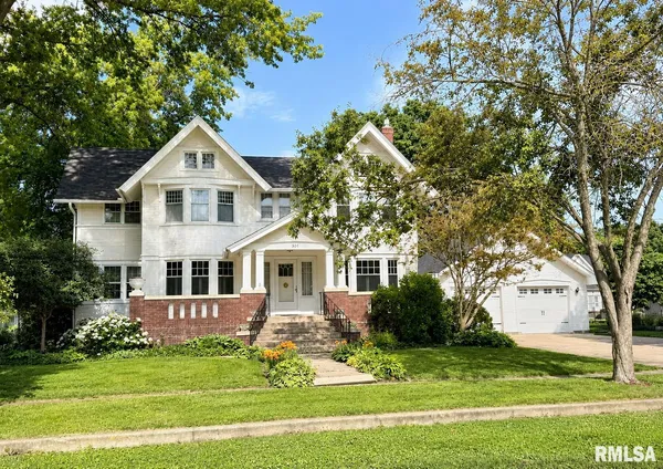 $258,900 | 301 North Main Street, Alexis, IL 61412
