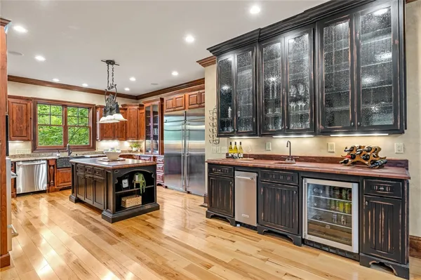 $3,469,000 | 264 Featherstone Drive, Sunset, SC 29685