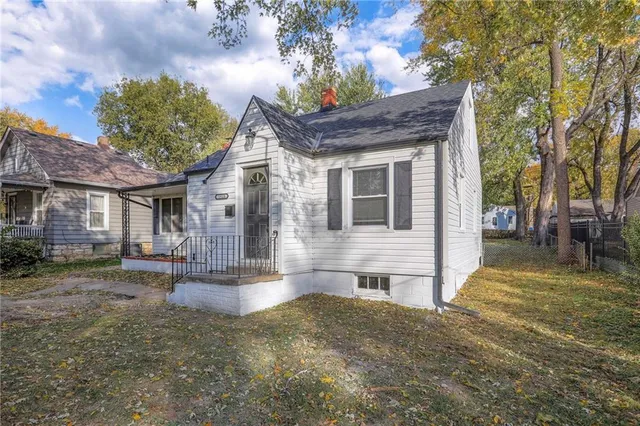 $199,900 | 1923 South Norton Avenue, Independence, MO 64052