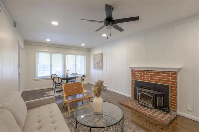 $194,900 | 1923 South Norton Avenue, Independence, MO 64052