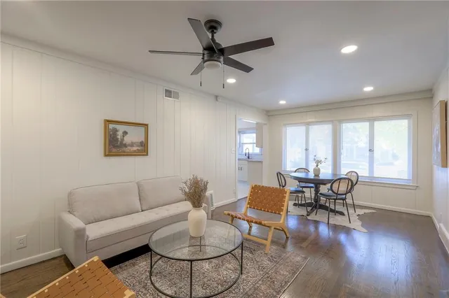 $199,900 | 1923 South Norton Avenue, Independence, MO 64052