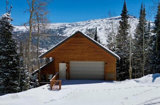 699 West Hunter Rdg Drive Brian Head, UT 84719 - Photo 2 of 62 DJI_0389