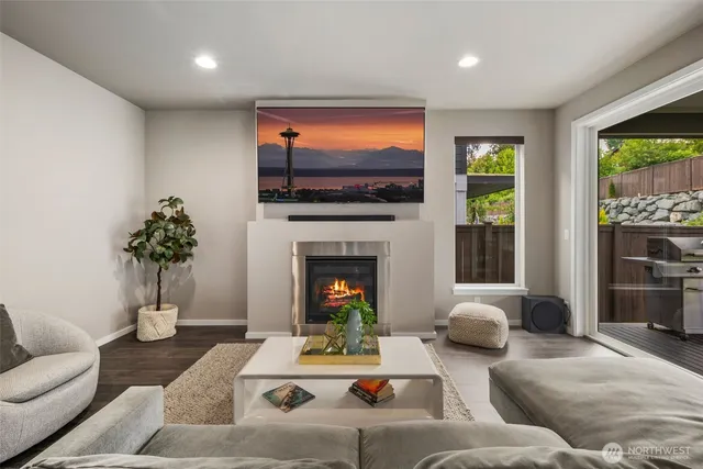 $975,000 | 19245 135th Street Southeast, Monroe, WA 98272