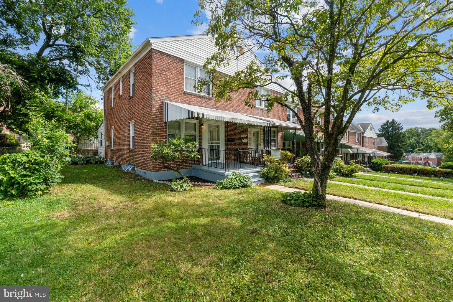 4427 Pen Lucy Road Baltimore, MD 21229 - Photo 2 of 29 View of Side End-Unit of the Property