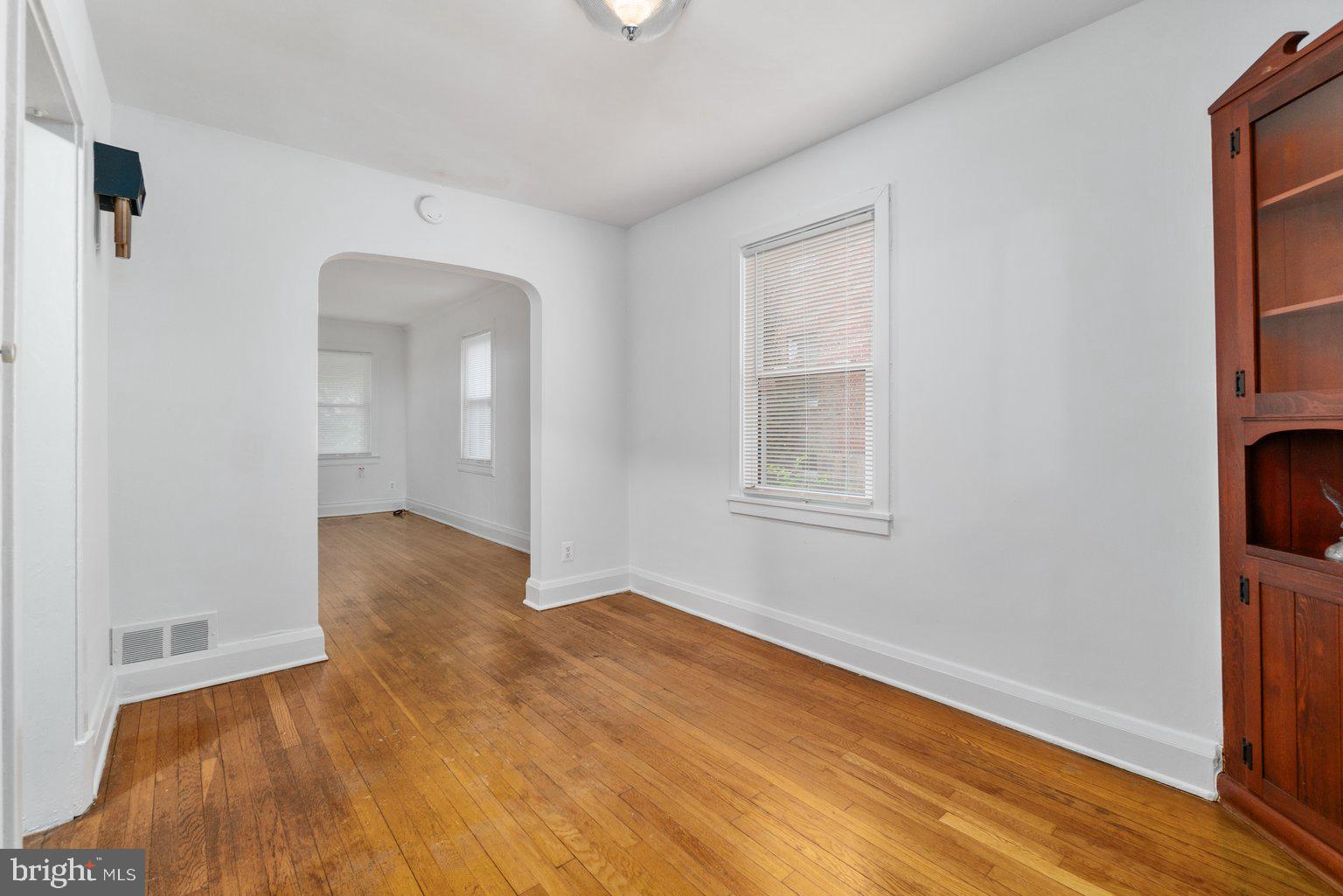 4427 Pen Lucy Road Baltimore, MD 21229 - Photo 9 of 29 Gallery Image 9