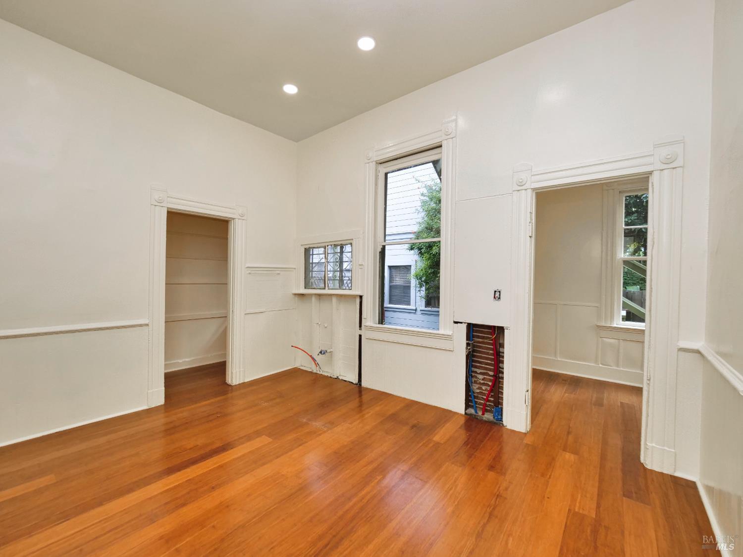 1014 Castro Street Oakland, CA 94607 - Photo 10 of 33