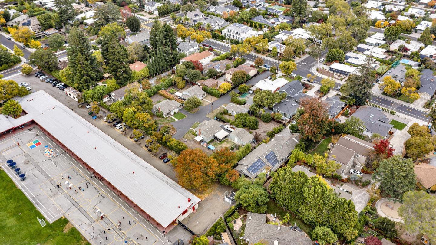 2262 Louis Road Palo Alto, CA 94303 - Photo 7 of 40 view of a city