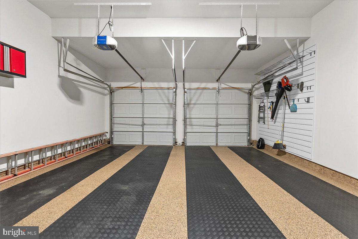 53 Hamstead Road Fredericksburg, VA 22405 - Photo 41 of 52 Garage