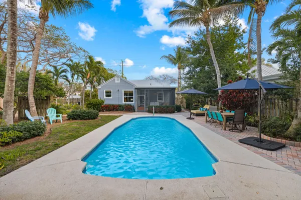 $2,250,000 | 304 Southeast 4th Avenue, Delray Beach, FL 33483