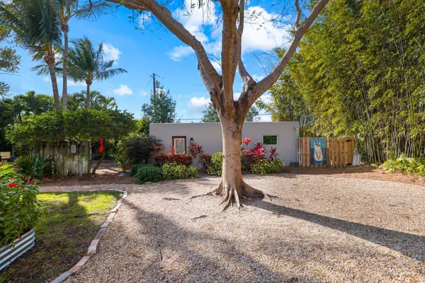 $2,250,000 | 304 Southeast 4th Avenue, Delray Beach, FL 33483