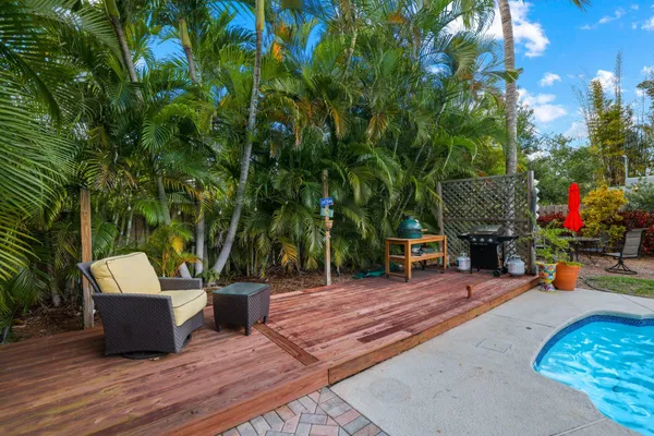 $2,250,000 | 304 Southeast 4th Avenue, Delray Beach, FL 33483