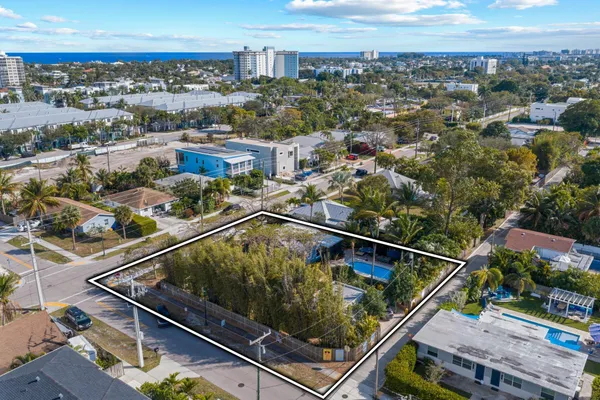 $2,250,000 | 304 Southeast 4th Avenue, Delray Beach, FL 33483