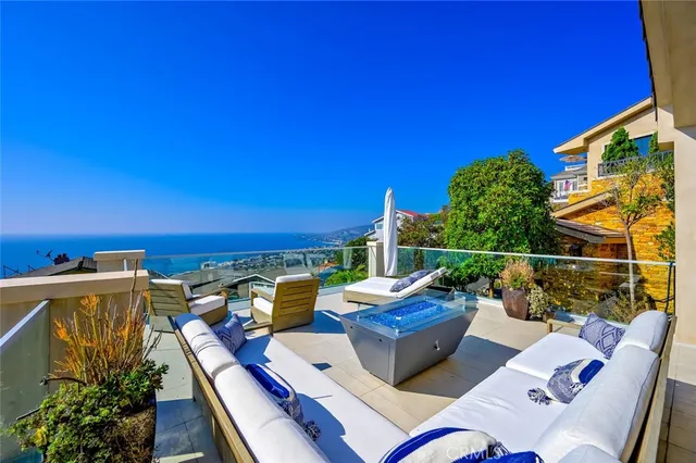 $7,450,000 | 2300 Crestview Drive, Laguna Beach, CA 92651