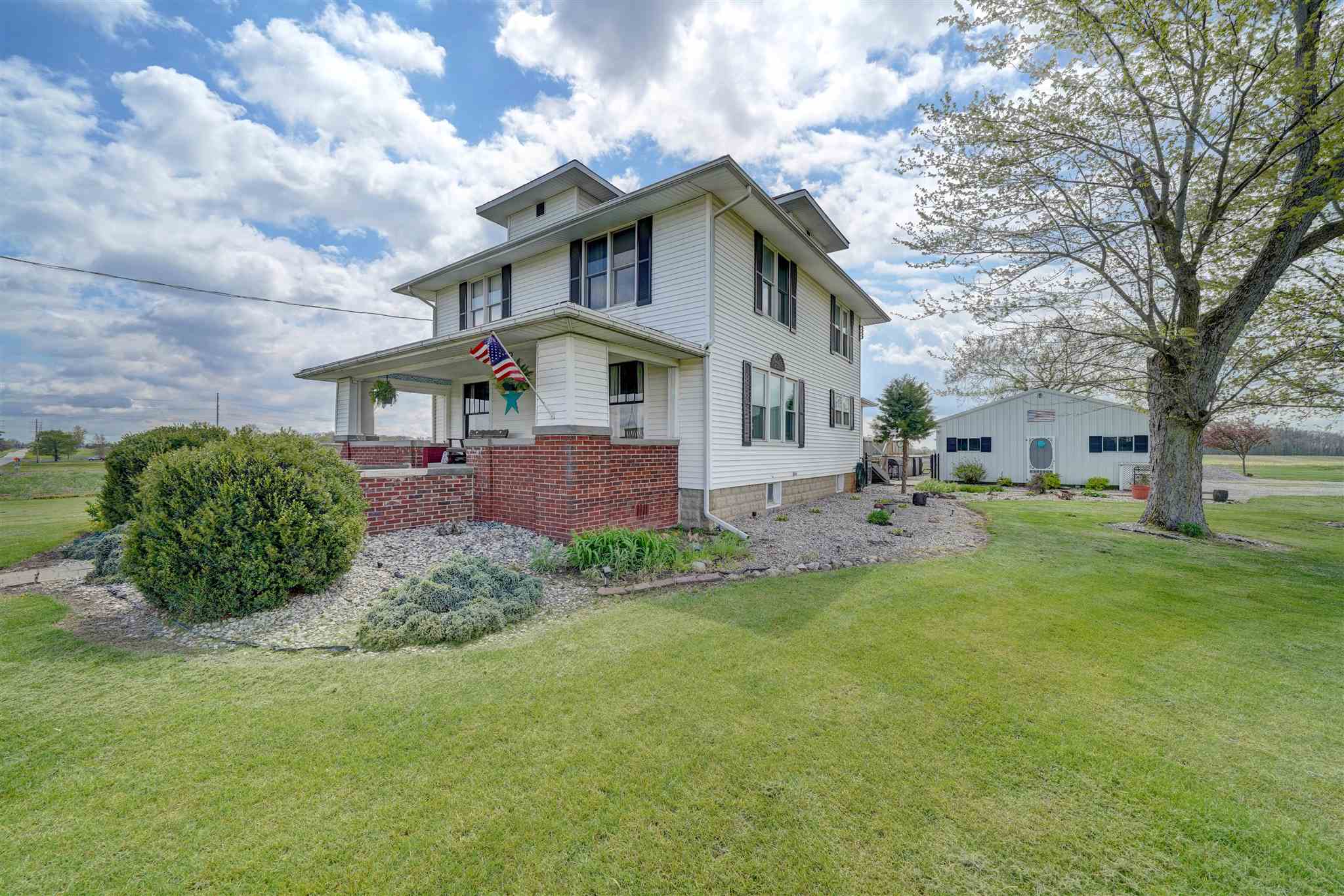 5512 County Road 40 Butler, IN 46721 - Photo 3 of 36