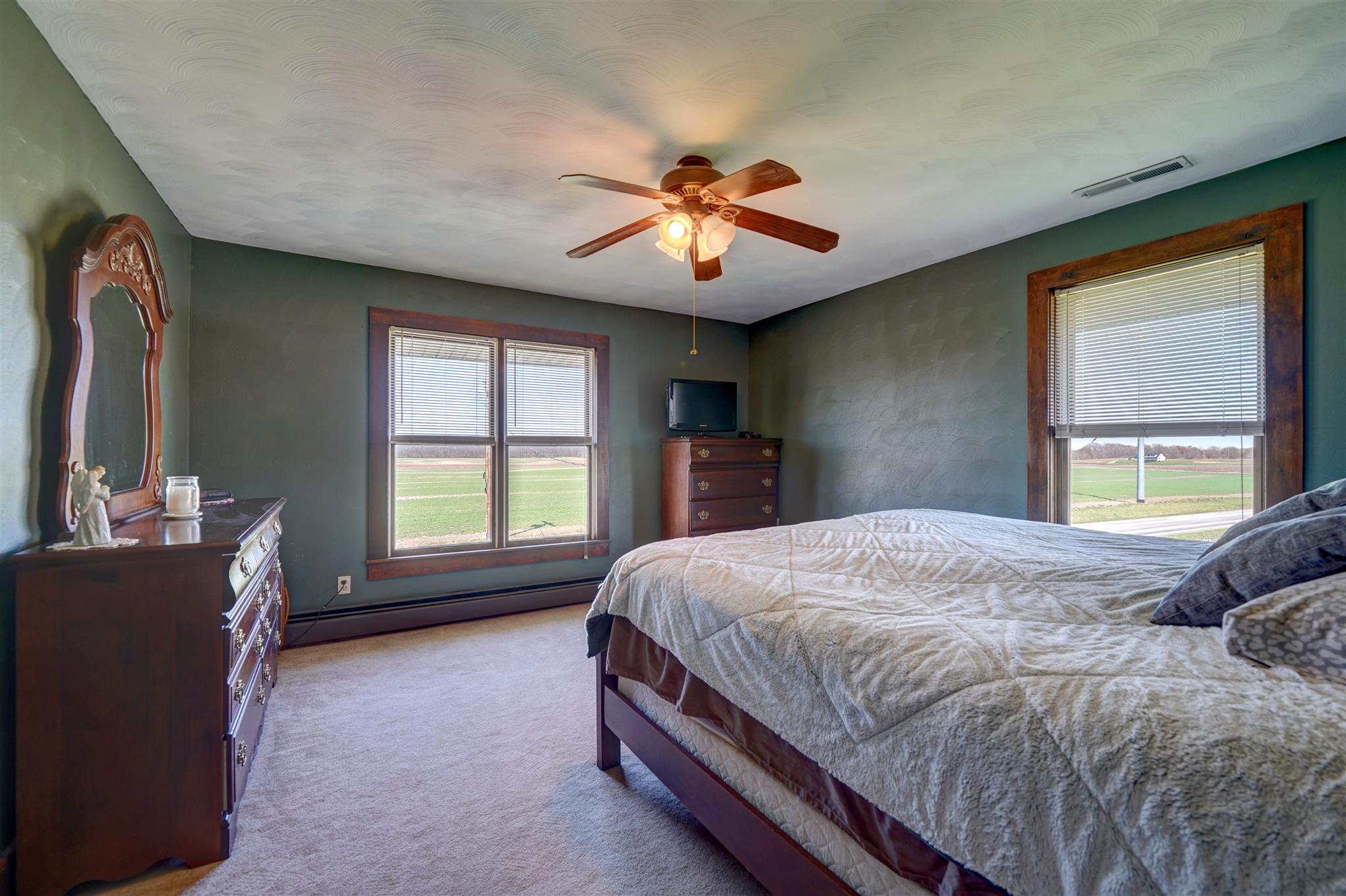 5512 County Road 40 Butler, IN 46721 - Photo 23 of 36