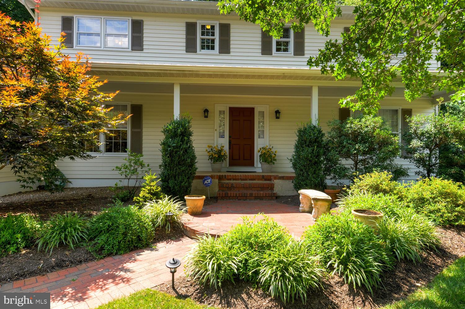 15 Yeger Road Princeton Junction, NJ 08550 - Photo 4 of 42 Front Walkway and Door