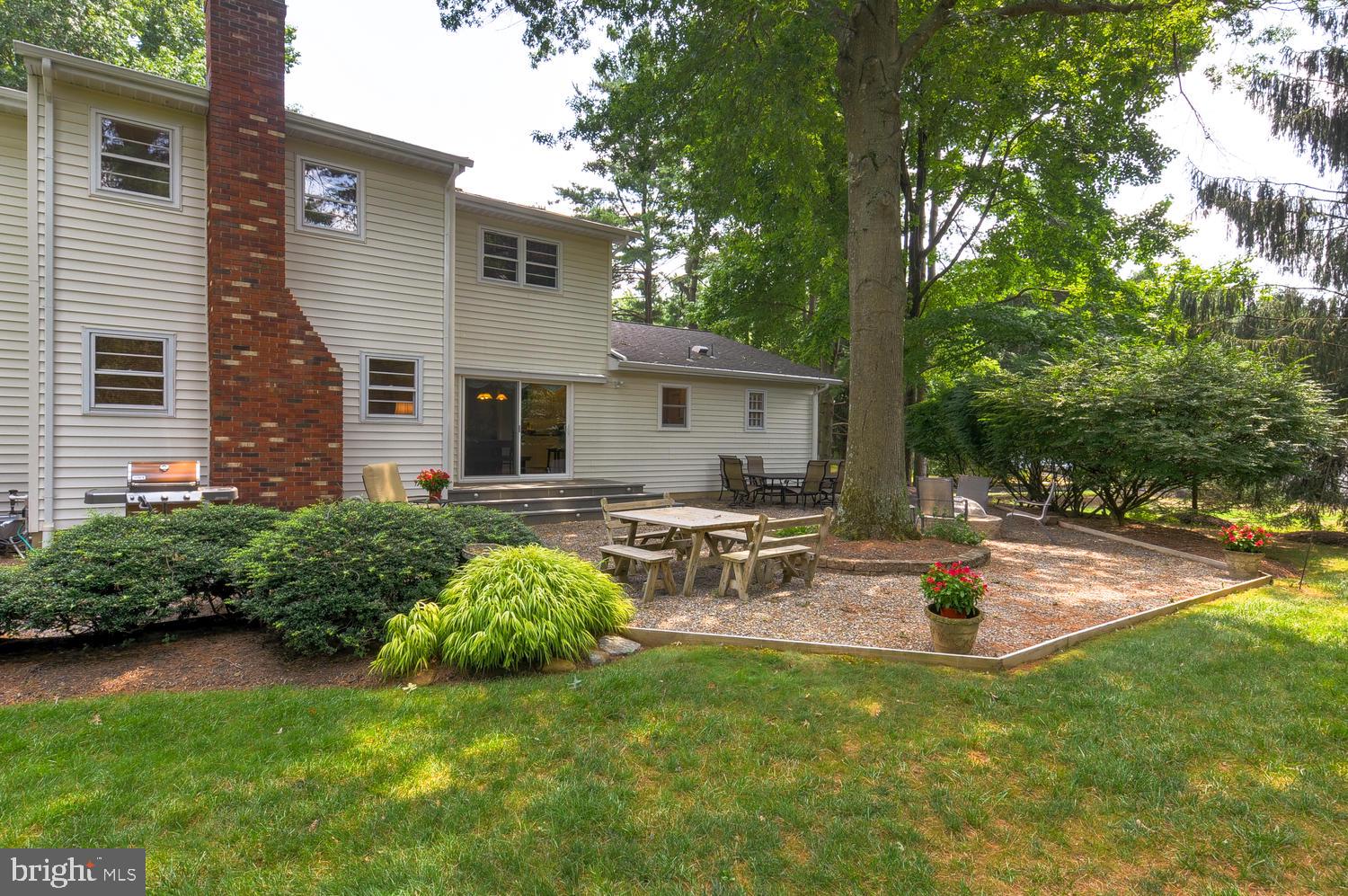 15 Yeger Road Princeton Junction, NJ 08550 - Photo 40 of 42 Back of the House