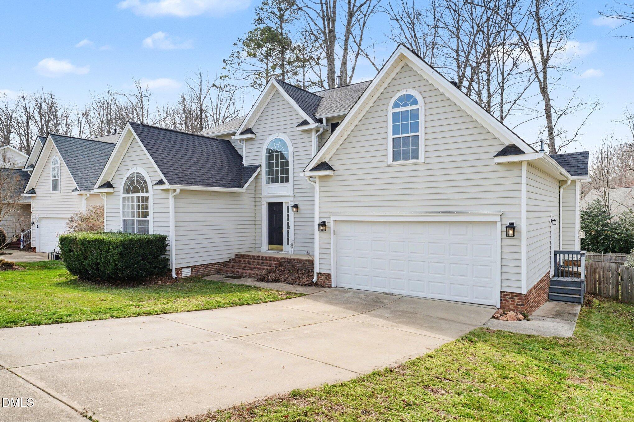 124 Mickleson Ridge Drive Raleigh, NC 27603 - Photo 4 of 35 004_file_4049