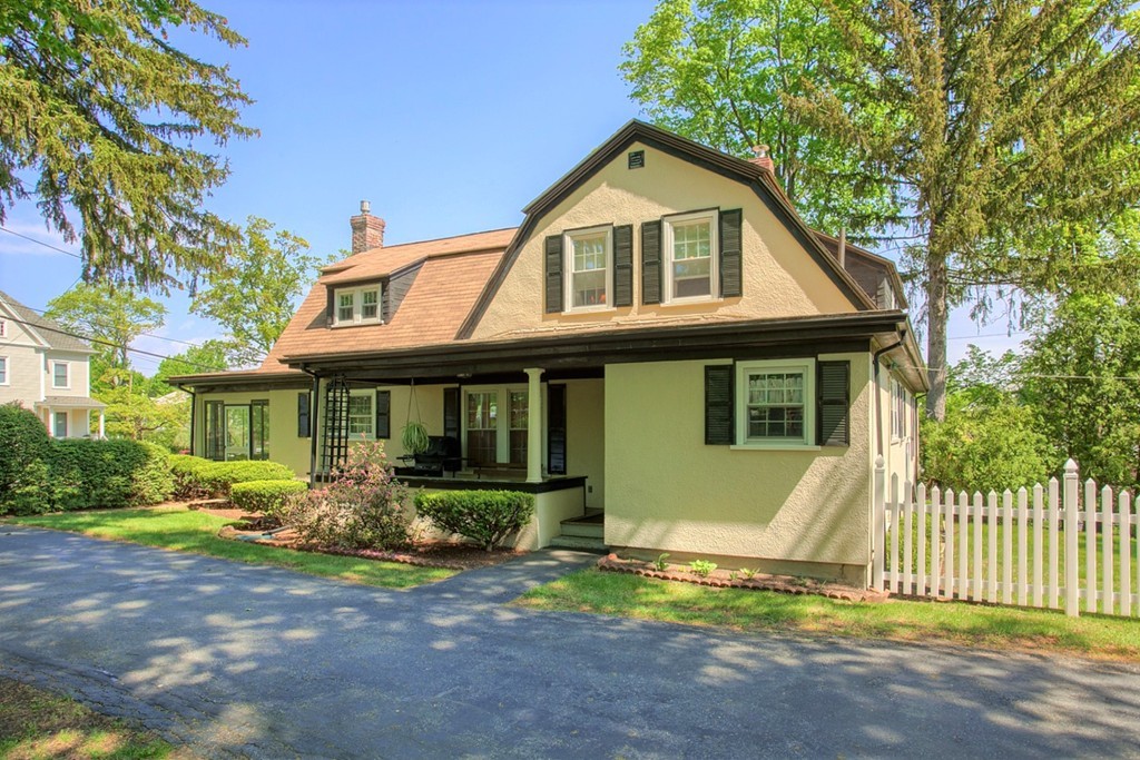 99 Cedar Street Clinton, MA 01510 - Photo 3 of 25 Gallery Image 3