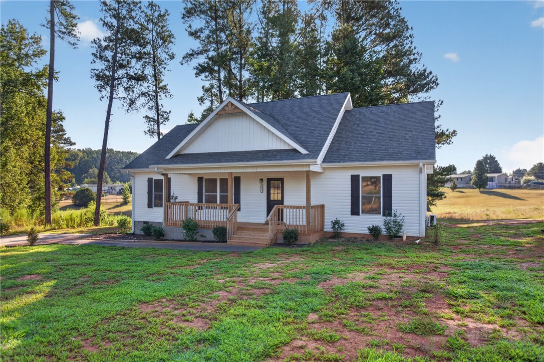 1112 Trotter Road Anderson, SC 29626 - Photo 5 of 36 Gallery Image 5