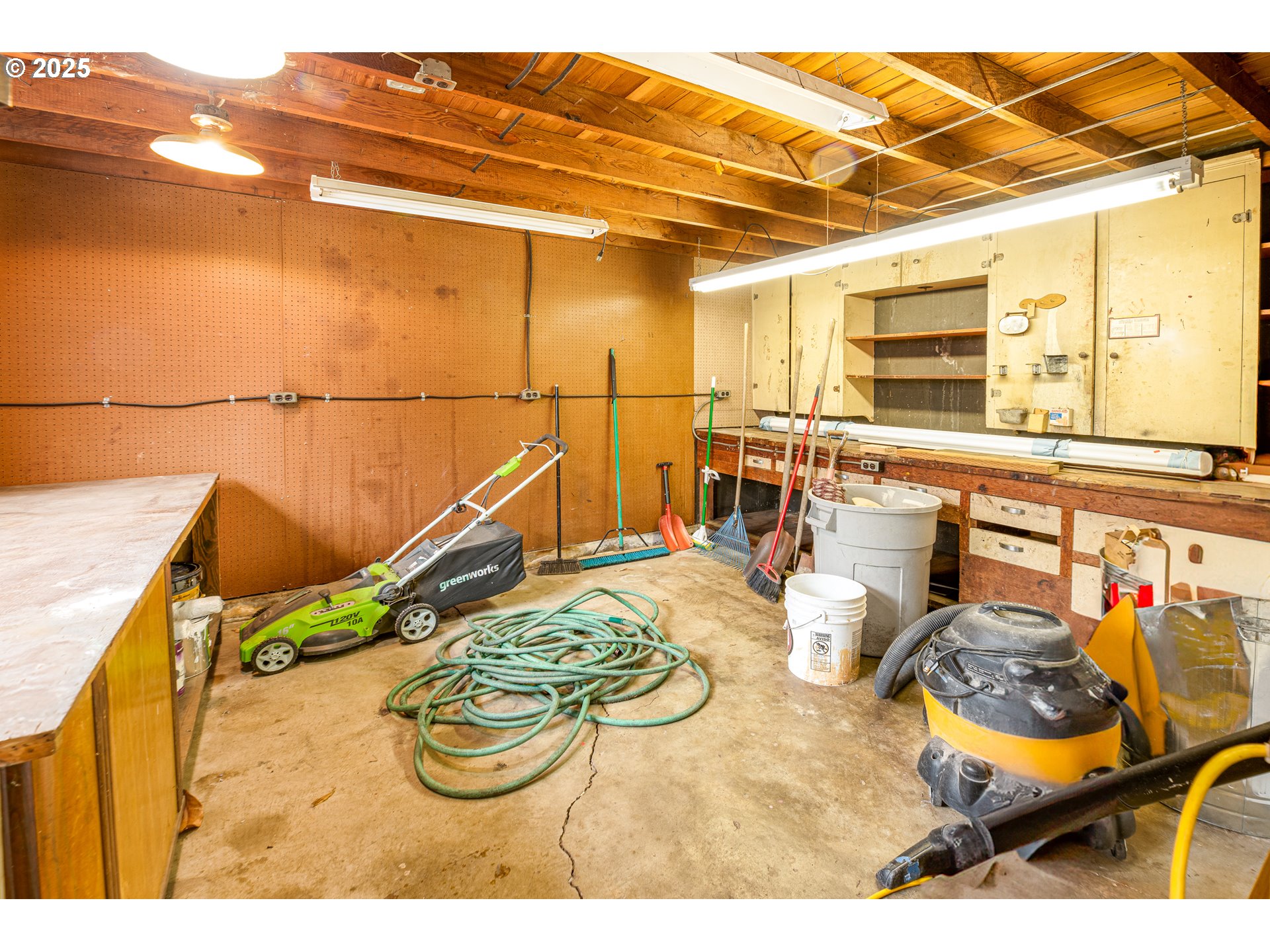 1624 Washington Street Eugene, OR 97401 - Photo 36 of 41