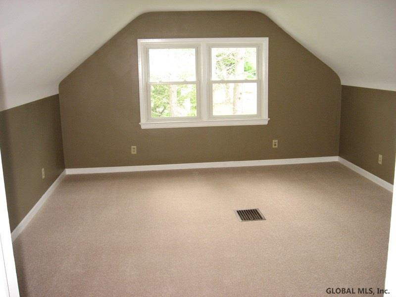 255 Dunnsville Road Rotterdam, NY 12306 - Photo 18 of 25 Photo 18