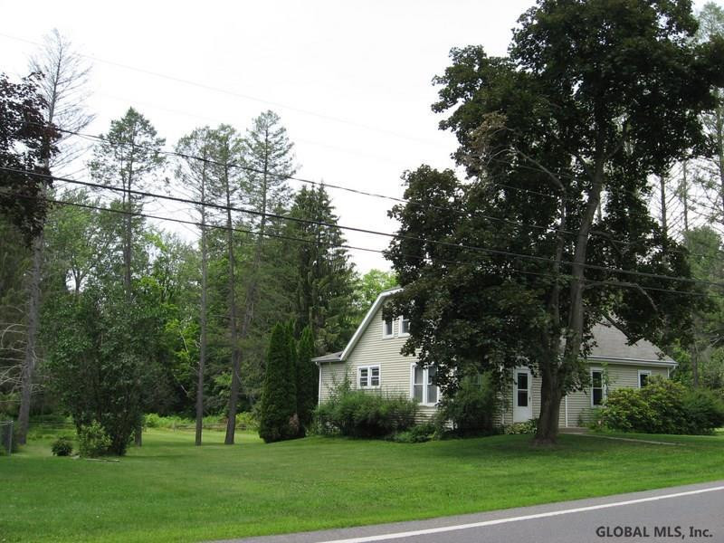 255 Dunnsville Road Rotterdam, NY 12306 - Photo 4 of 25 Photo 4