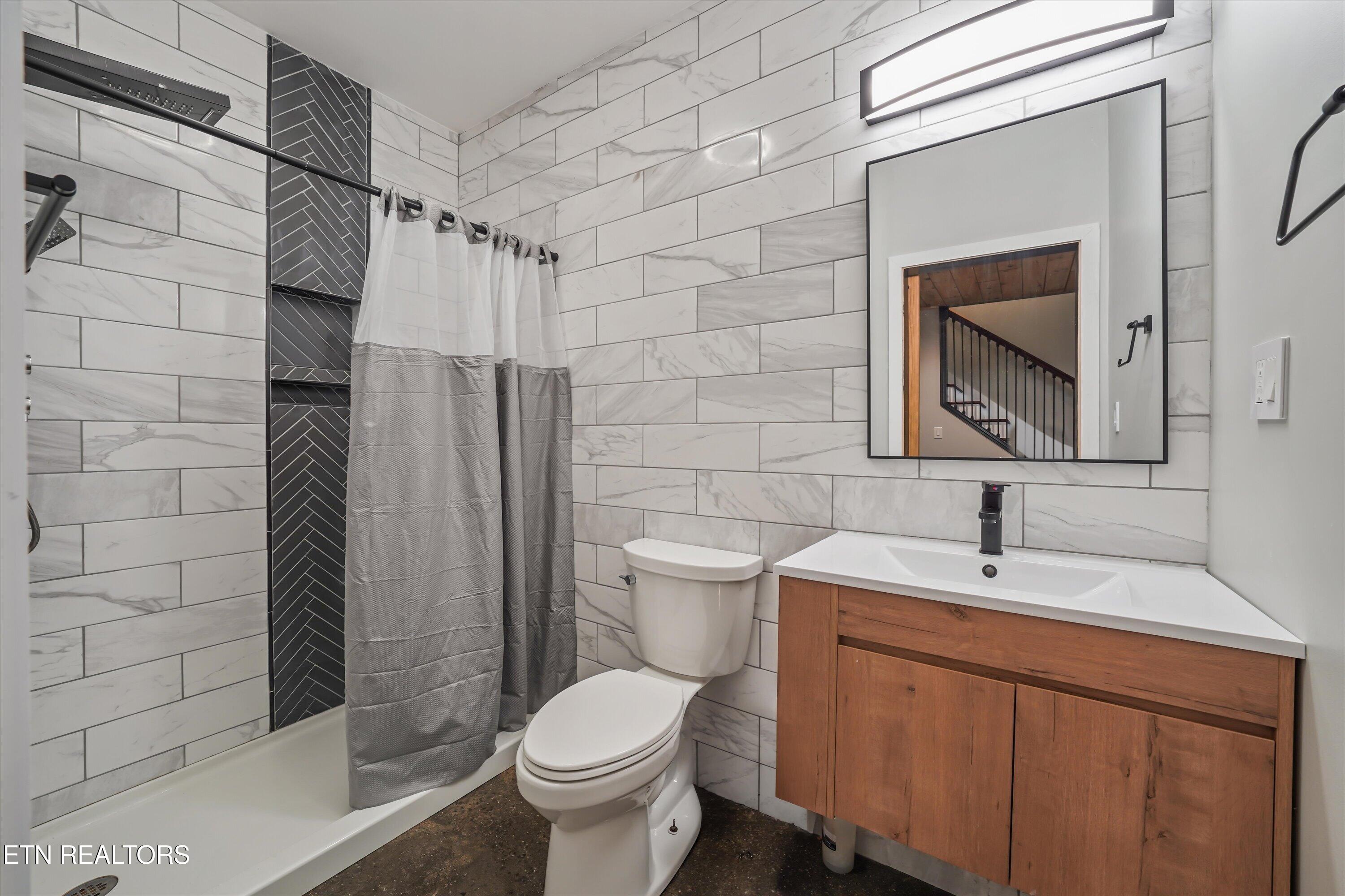108 Creek View Court Oak Ridge, TN 37830 - Photo 54 of 60 21-108 Creek View Ct 27