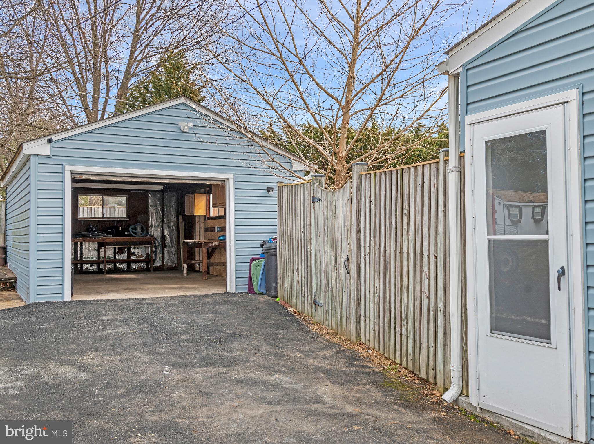 3218 Acton Road Baltimore, MD 21234 - Photo 36 of 41 Gallery Image 36