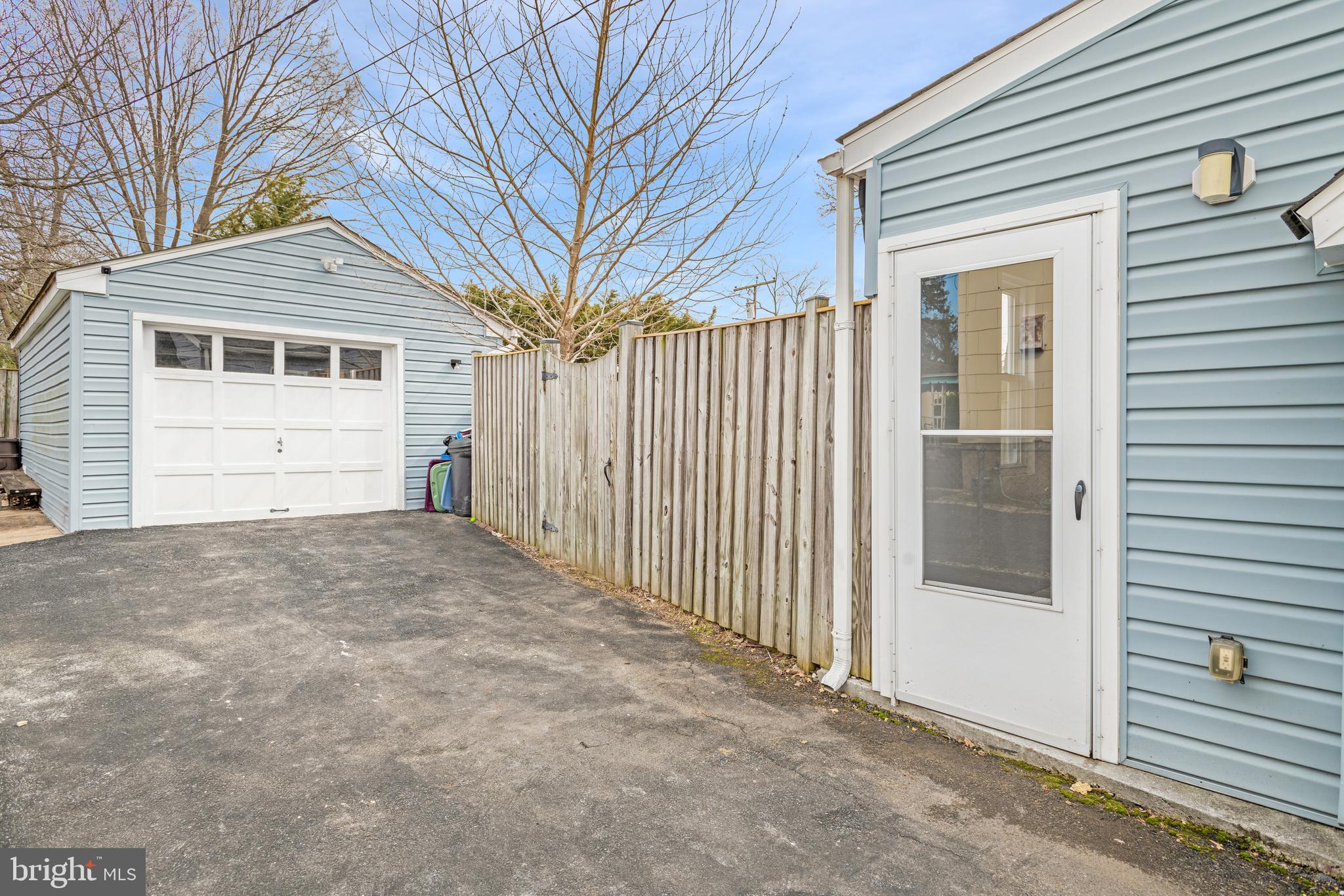 3218 Acton Road Baltimore, MD 21234 - Photo 38 of 41 Gallery Image 38