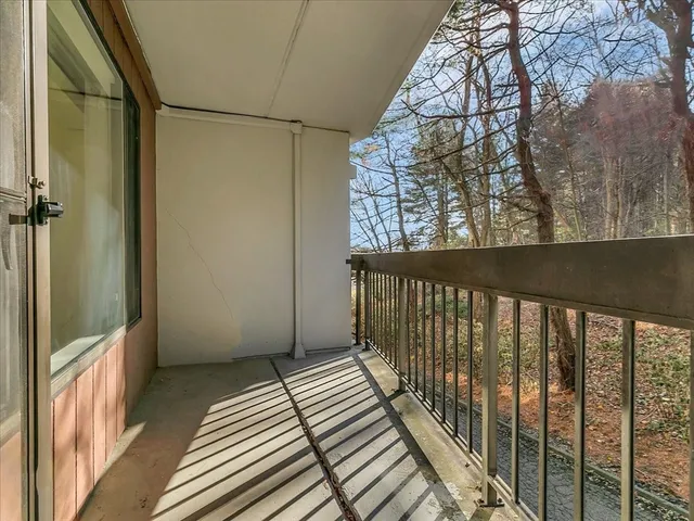 $399,000 | 1500 Worcester Road, Unit 221, Framingham, MA 01702