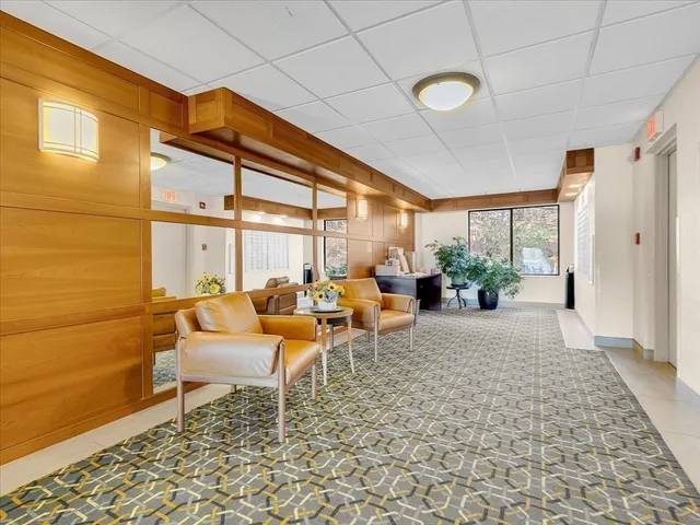 $399,000 | 1500 Worcester Road, Unit 221, Framingham, MA 01702