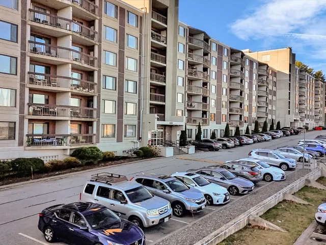 $410,000 | 1500 Worcester Road, Unit 221, Framingham, MA 01702