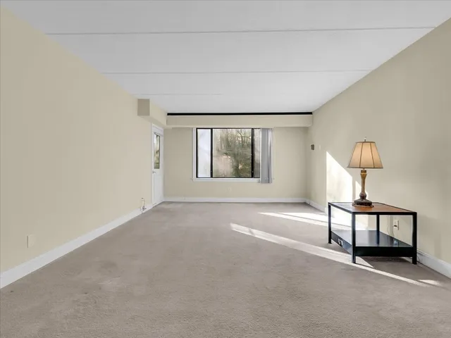 $410,000 | 1500 Worcester Road, Unit 221, Framingham, MA 01702