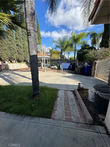 $585,000 | 504 South Quince Avenue, Bloomington, CA 92316