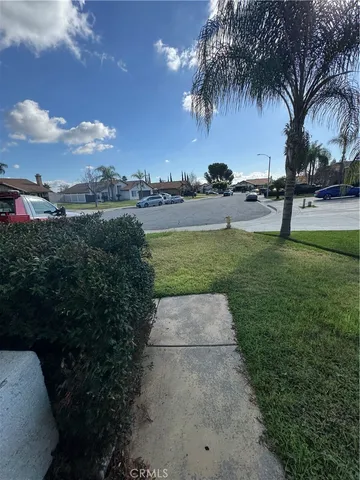 $585,000 | 504 South Quince Avenue, Bloomington, CA 92316