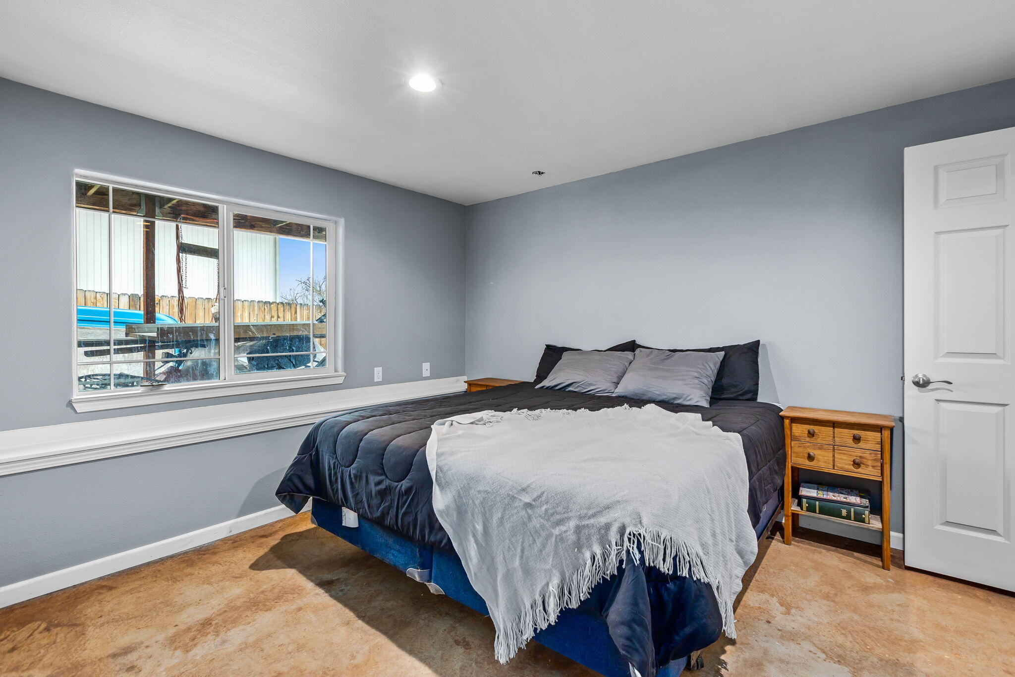 2108 Southwest 36th Street Redmond, OR 97756 - Photo 22 of 25 2022_03_17_2108_sw_36th_st_rdm-22