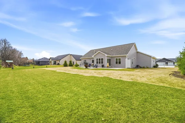 $569,900 | N1002 Alexandra Way, Greenville, WI 54942