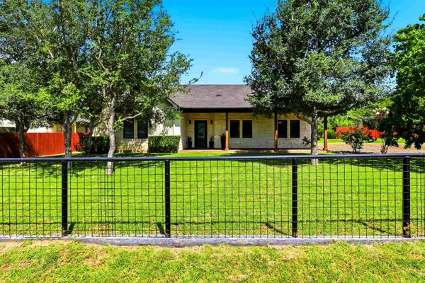 $525,000 | 1303 Prairie Creek Road, Granite Shoals, TX 78654