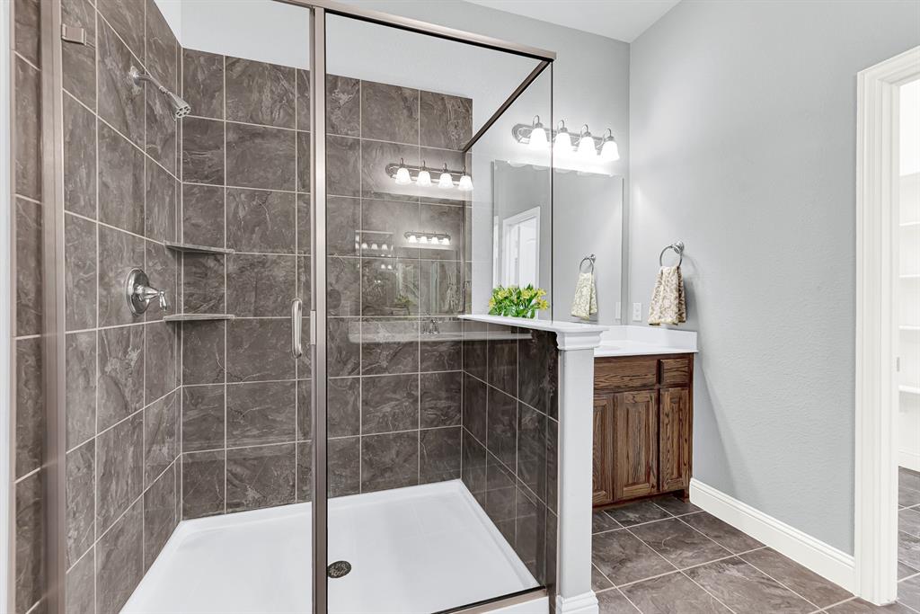 4666 Dozier Road, Unit B Carrollton, TX 75010 - Photo 22 of 34