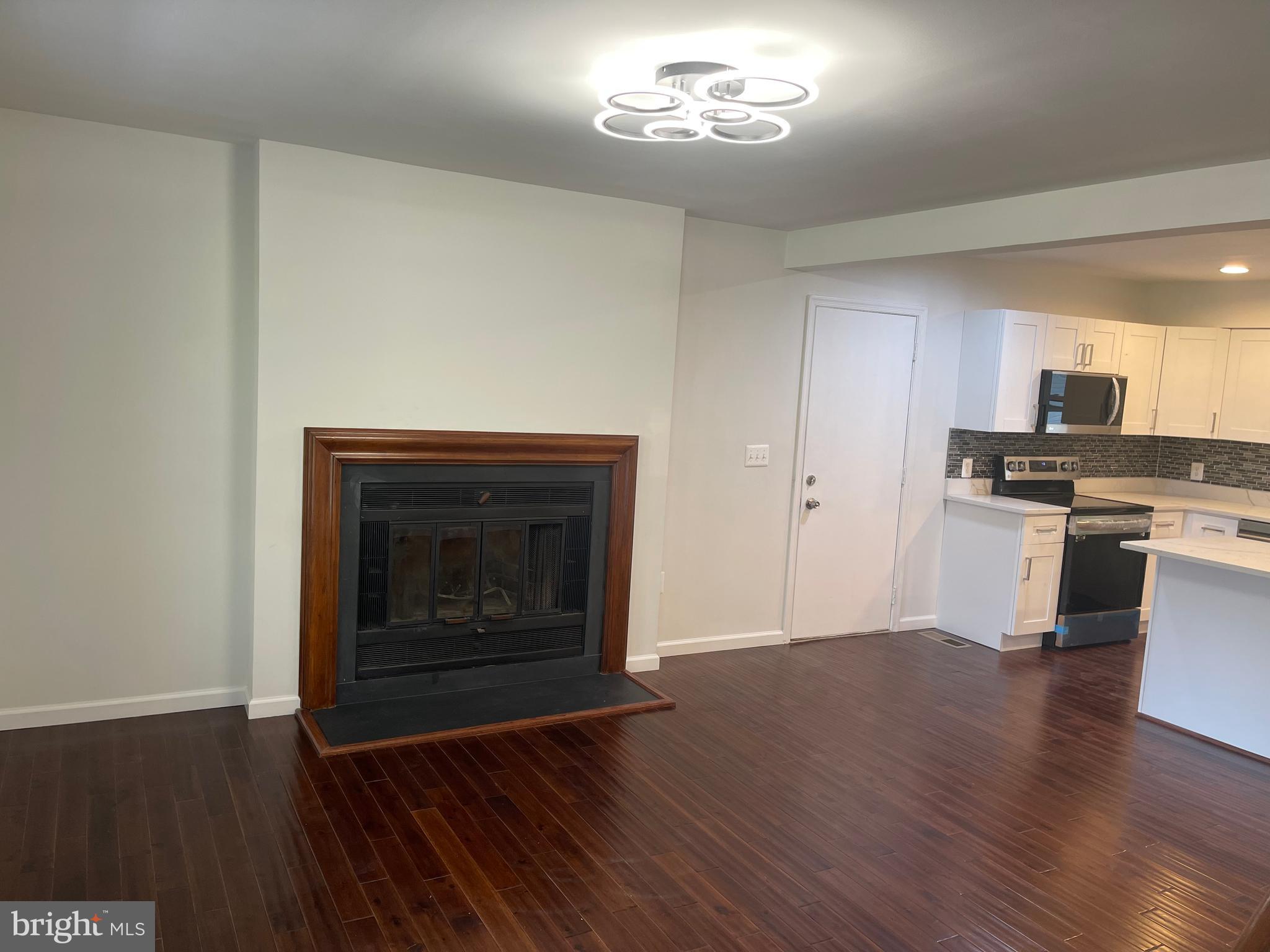 2848 Gunarette Way Silver Spring, MD 20906 - Photo 4 of 31