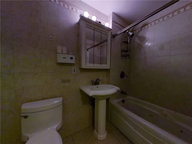 $560,000 | 339 Avenue P, Unit 2B | Bensonhurst