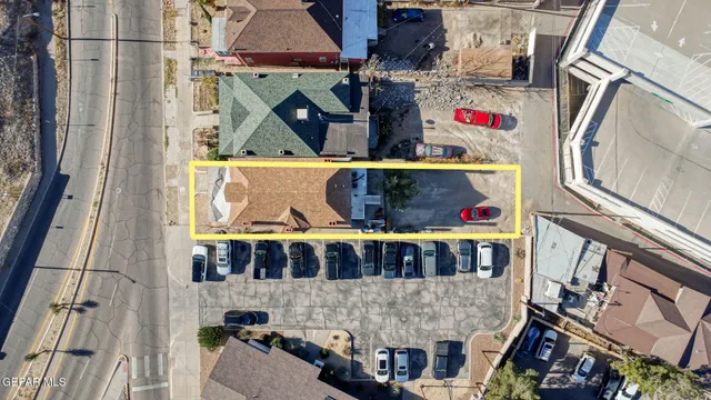 $320,000 | 309 West Yandell Drive, El Paso, TX 79902