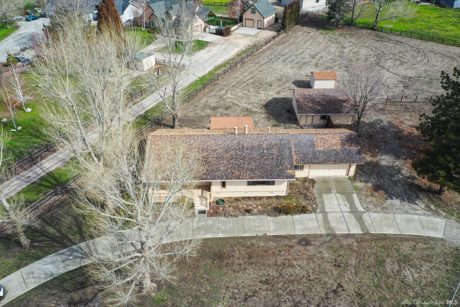 28901 North Lower Valley Road Tehachapi, CA 93561 - Photo 23 of 25 Gallery Image 23
